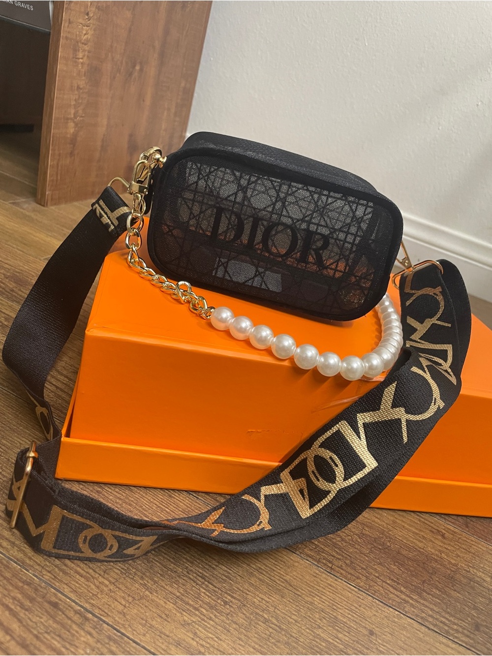 Dior Black Crossbody Bag with Pearl & Gold Chain - Picture 2 of 15